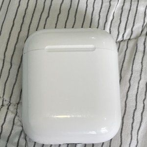 Apple Airpod case first-gen